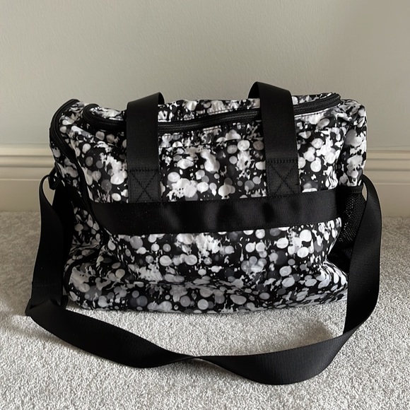 ivivva by Lululemon Duffle Bag 👜 - Picture 3 of 4